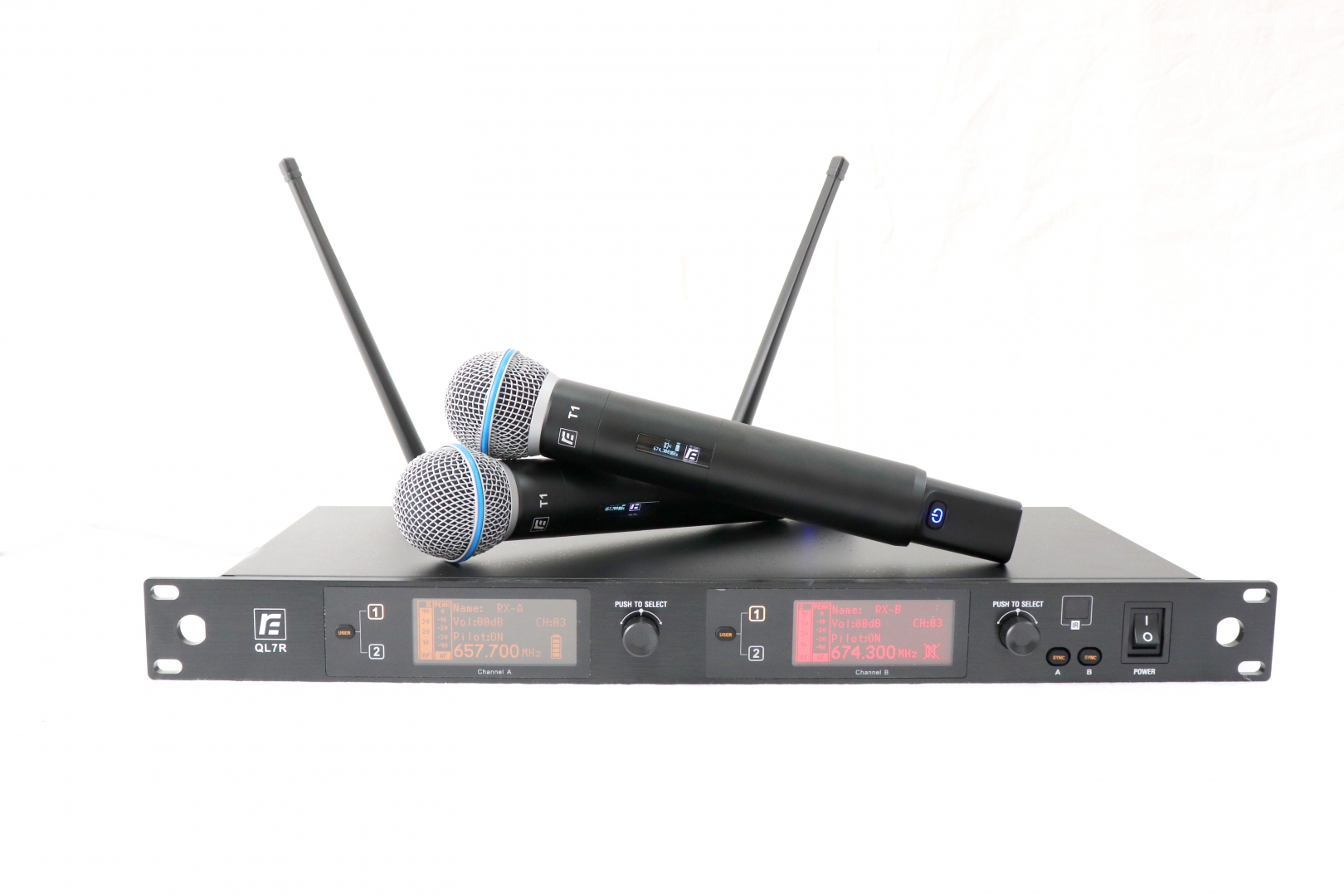 RFIntell QL7R/T1-A 651,800-683,400 МГц 2-канальная радиосистема с 2-мя ручными микрофонами в Катав-Ивановске